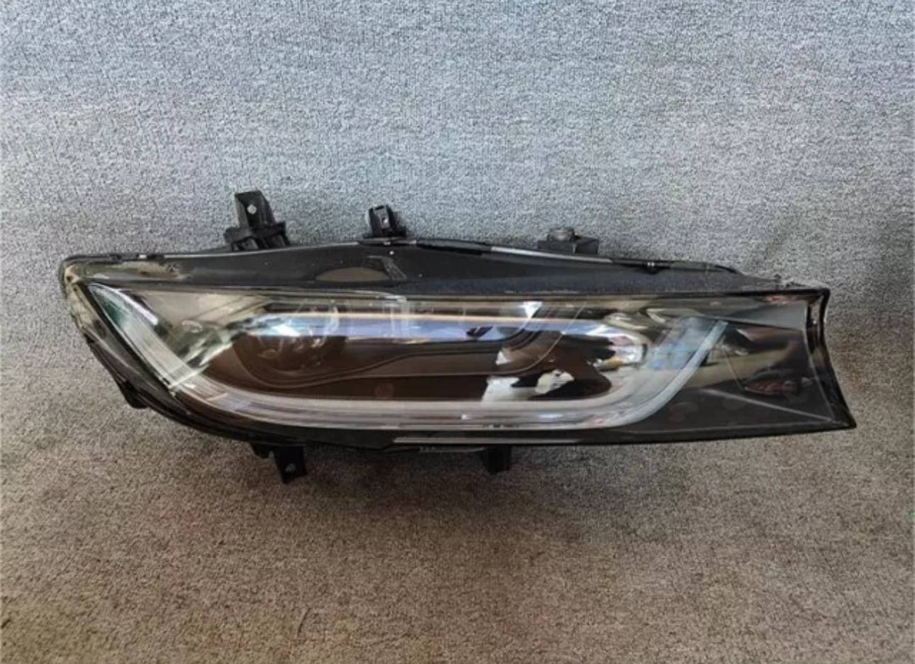 BMW i8 I15 Right Headlamp LED Headlight Excluding control modules